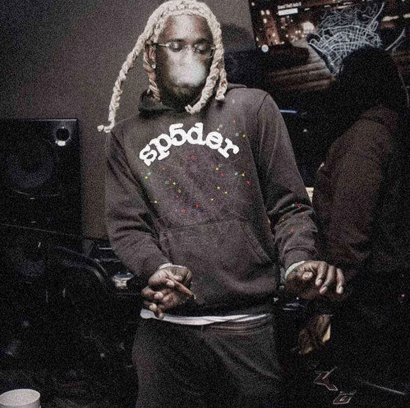 spider-hoodie-black-the-ultimate-statement